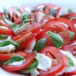 Recette salade caprese traditionnelle – toutes les recettes allrecipes