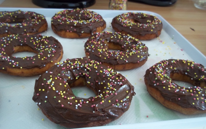 Recette donuts au chocolat pas chère et simple > cuisine étudiant