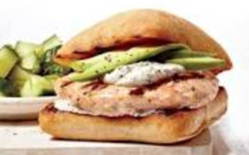 Recette fish burger au saumon ( fait maison) économique et rapide ...