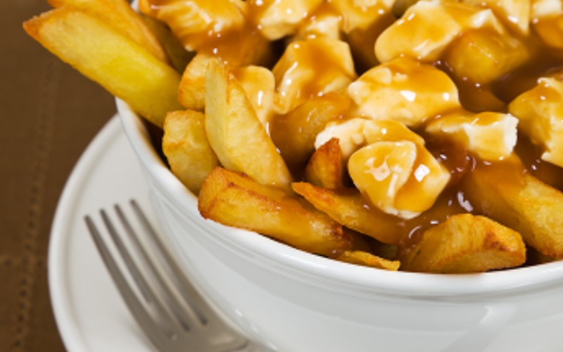 Recette poutine (plat québécois) pas chère et simple > cuisine ...