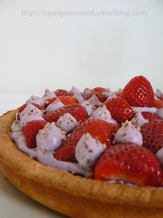 Recette de tarte aux fraises et aux noisettes