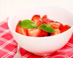 Salade de fraises, poivre et basilic | cuisine az