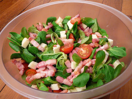 Recette de salade de mâche et tomates