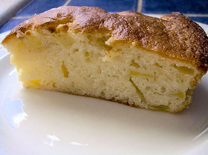 Recette de gâteau au yaourt aux pommes