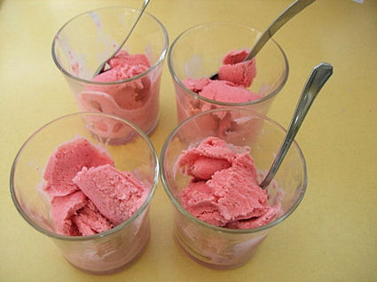 Recette de glace à la fraise express