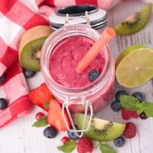 Smoothie glacé fruits rouges