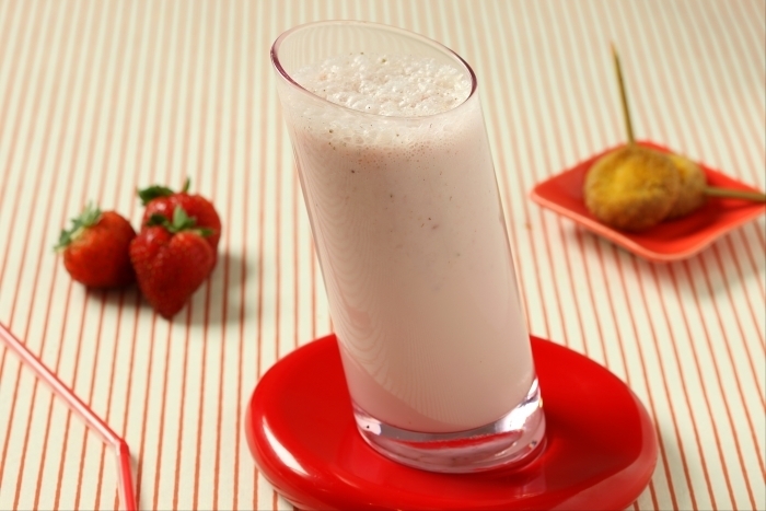 Recette de milk-shake à la fraise facile et rapide
