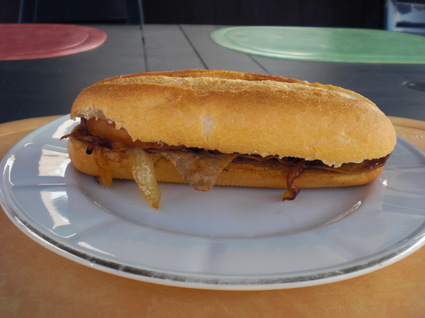 Recette de pregos (sandwich portugais)