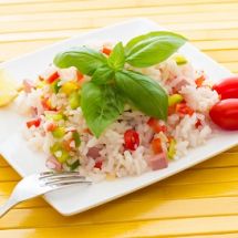 Salade riz-saucisses