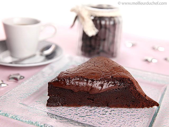 Gâteau double chocolat  notre recette illustrée  meilleurduchef.com