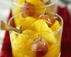 Recette salade d'ananas au vin d'orange et aux raisins