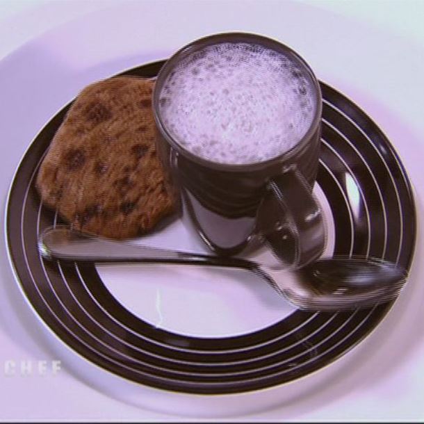 Recette mug chocolat chaud, crème de lait vanillée et cookies