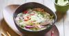 Recette de soupe pho vietnamienne légère au bœuf et légumes