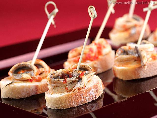 Tapas aux anchois marinés  fiche recette illustrée  meilleurduchef ...