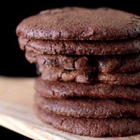 Biscuits fondants au chocolat pour 16 personnes