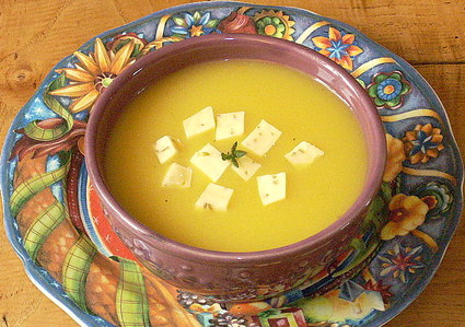 Recette de soupe à la citrouille, oignon et gouda au cumin