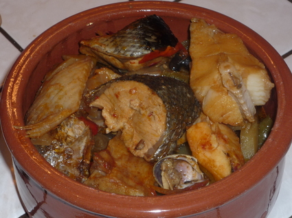 Recette de caldeirada de peixe (bouillabaisse de poisson)