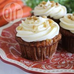 Recette cupcakes aux carottes nappés de chocolat blanc – toutes ...