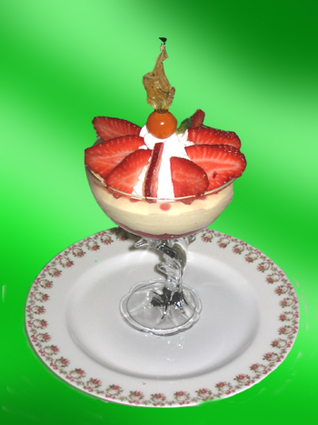 Recette de crème légère de chocolat blanc aux fraises