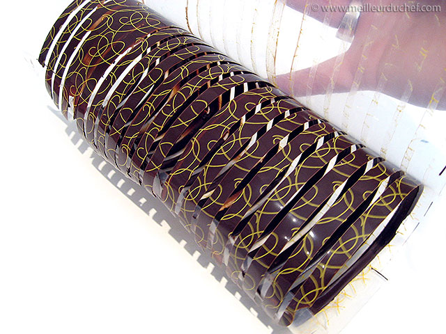 Spirale en chocolat décorée  fiche recette avec photos ...