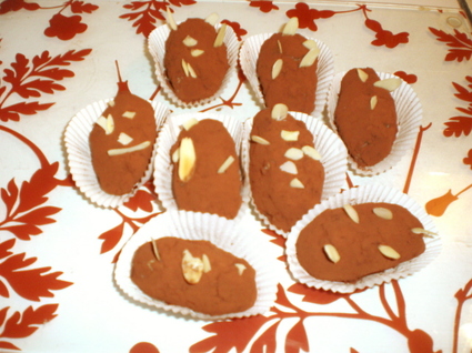 Recette de madeleines aux amandes enrobées de cacao