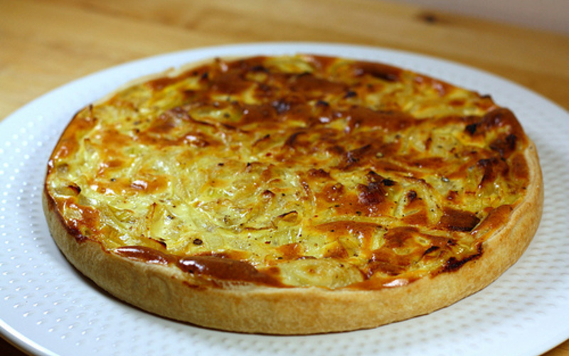 Recette tarte oignons chorizo pas chère et simple > cuisine étudiant