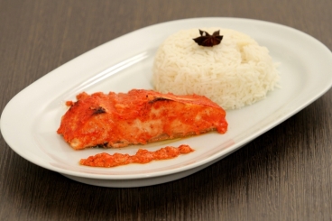 Recette de saumon tandoori, riz étuvé à l'indienne facile et rapide