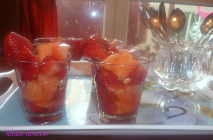Verrines fraises, melon et sa vinaigrette douce