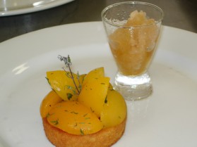 Clafoutis d'amande et abricots rôtis au thym citron pour 4 personnes ...