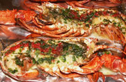 Recette de homard grillé au beurre vert anisé