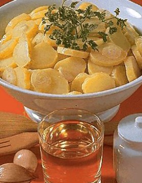 Pommes de terre en salade au vin blanc pour 4 personnes ...