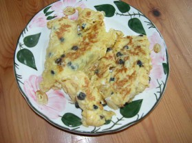Omelette sucrée aux raisins et pain d'épice pour 2 personnes ...
