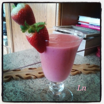 Recette de smoothie aux fraises et au lait concentré