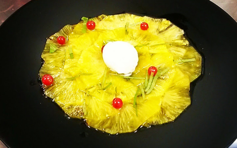 Recette carpaccio d'ananas aux épices économique et simple ...