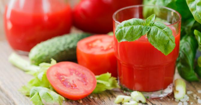 Recette de smoothie tomate et basilic frais