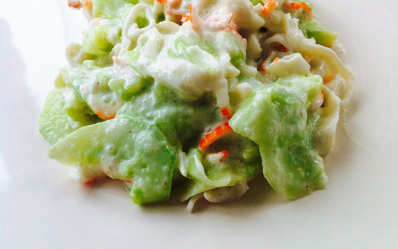 Recette salade fraicheur concombre surimi pas chère et express ...