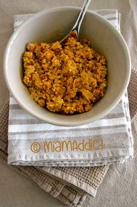 Recette de curry de lentilles, quinoa et carottes aux amandes