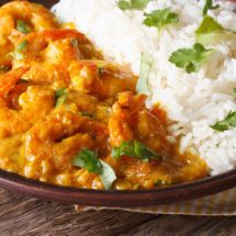Riz au curry de crevettes et litchis