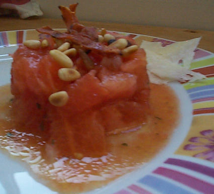 Recette de tartare de tomates, jambon croustillant
