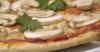 Recette de pizza légère aux champignons, origan et thym
