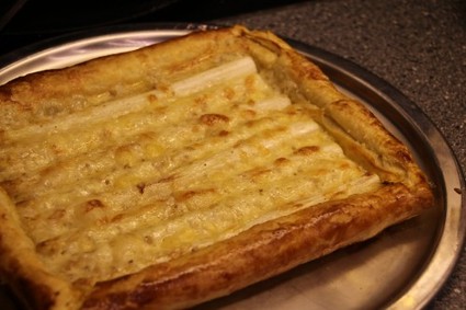 Recette de tarte aux asperges blanches et fromage aux noix