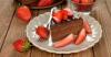 Recette de gâteau-cheesecake chocolaté aux fraises en version ...