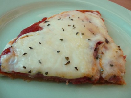 Pizza jambon cru et raclette