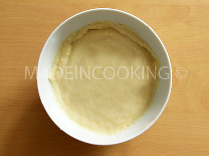 Crème pâtissière pour garniture de gâteau ou tarte