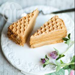 Recette gâteau russe au miel : medovik – toutes les recettes ...