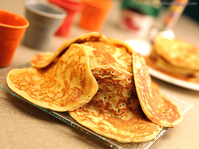 Pancakes  notre recette avec photos  meilleurduchef.com
