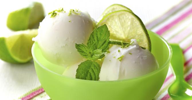 Recette de crème glacée détox au citron vert