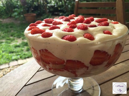 Recette de trifle aux fraises