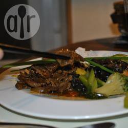 Recette bœuf saté et légumes croquants – toutes les recettes ...