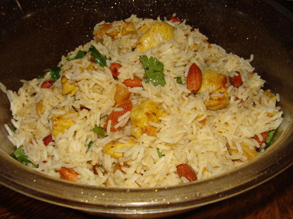 Recette de salade de riz, poulet, curry et abricots secs